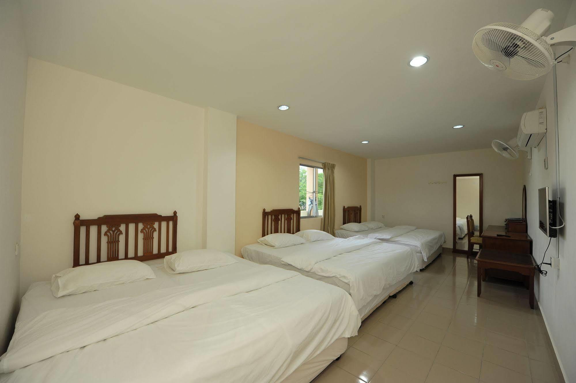 Joy Motel Kuah Exterior foto